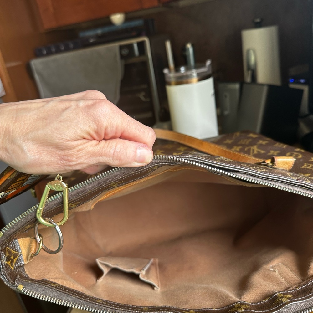Louis Vuitton Cabas Mezzo Monogram Tote | Vintage Authentic LV Shoulder Bag - Picture 11 of 13